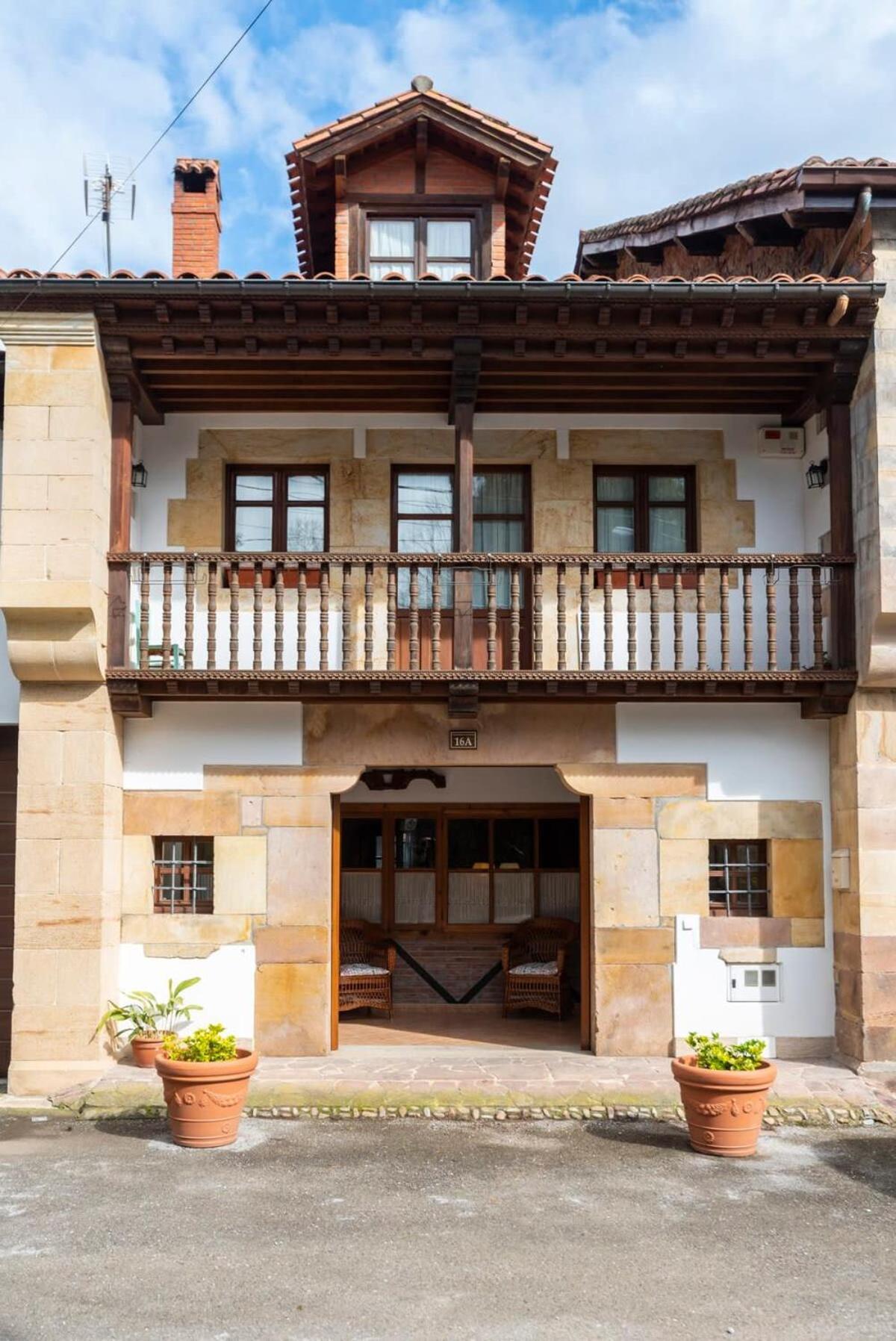 Casa Rural La Carlota Renedo De Cabuerniga Exterior foto